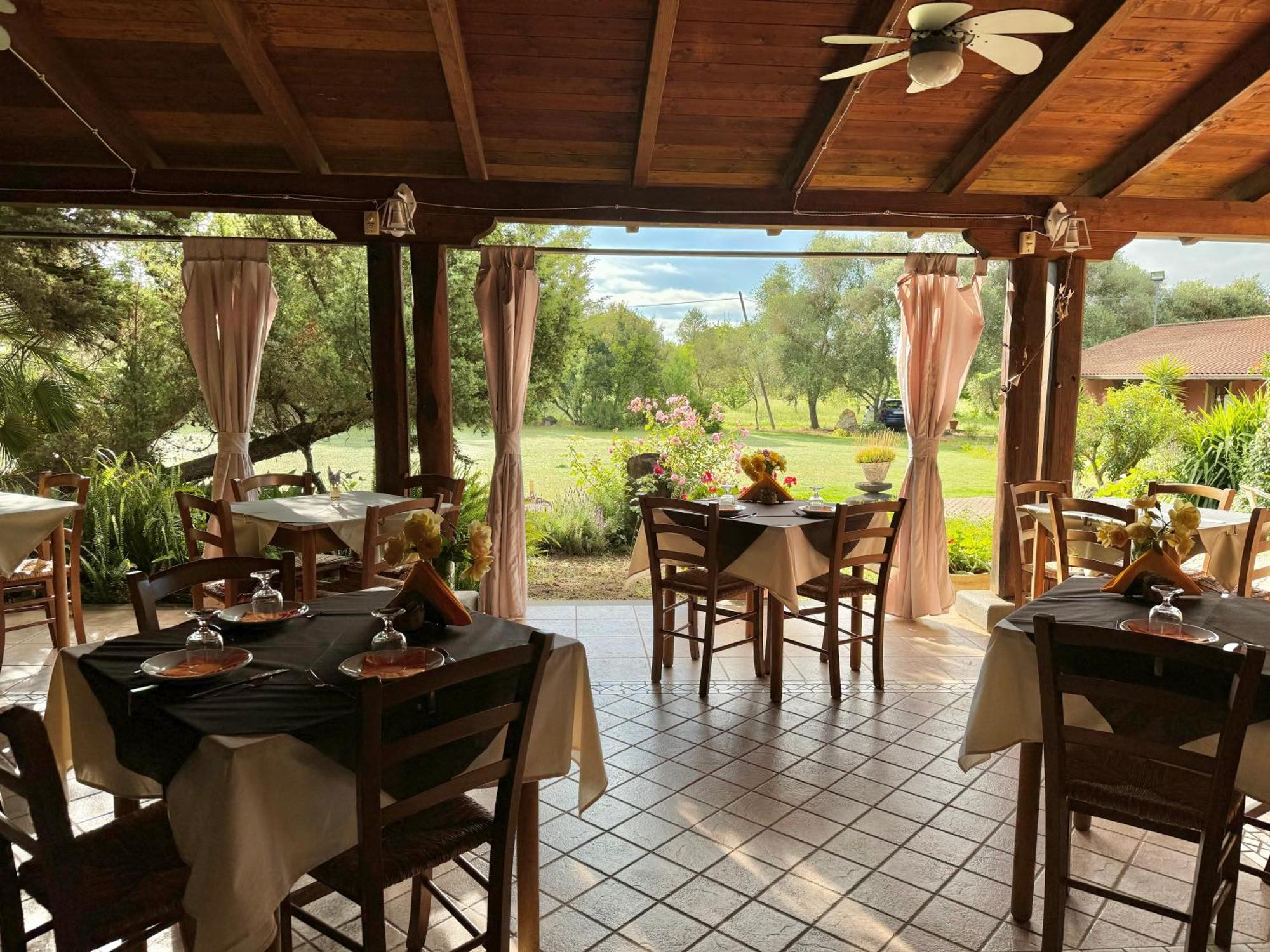 L'Orto Villa San Vero Milis Exteriör bild